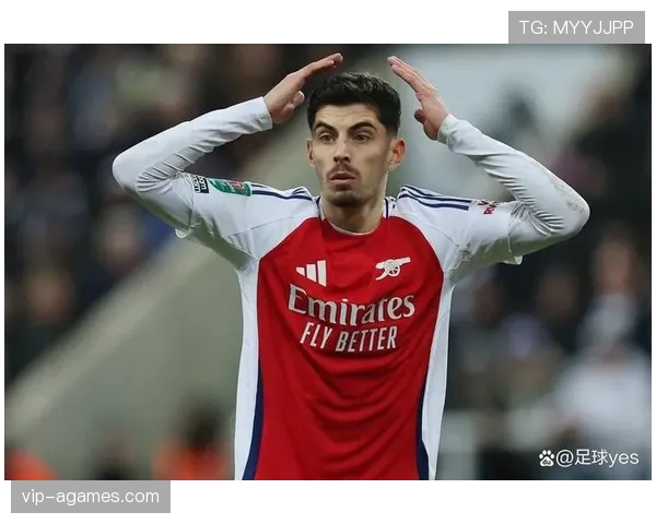 哈弗茨回撤接应主导进攻，强强对话中撕开对手防线