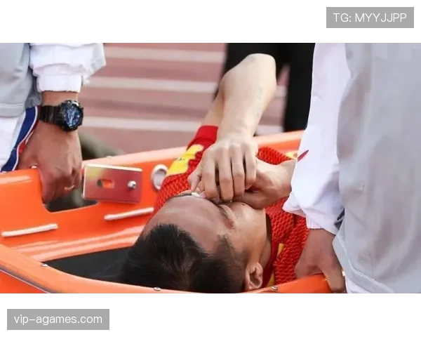 流血离场规则拆解：什么时候必须暂停比赛与换人？