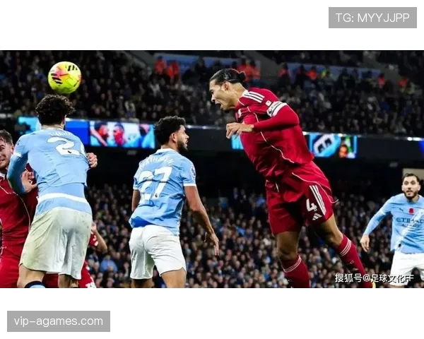 主导出球压制反击，较上季更主动的范戴克