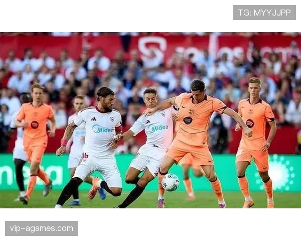 巴萨防线屡遭打穿，全队高位压迫体系失灵引发防守危机